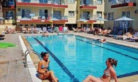 Flora Maria Aparthotel