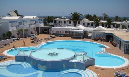 Atlantis Las Lomas Apartments