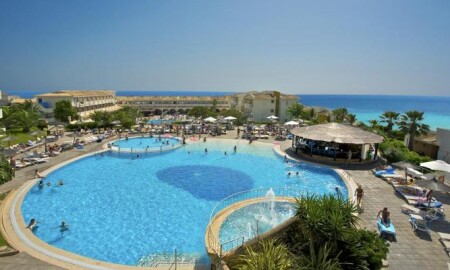 Blau Punta Reina Resort Hotel