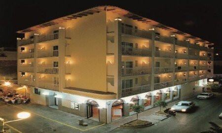 Excelsior Fun & Basics Hotel