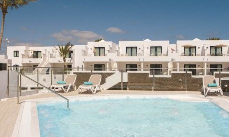 Aqua Suites Boutique Hotel