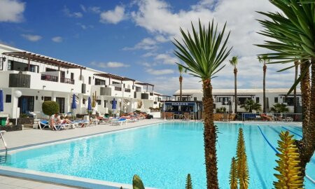 Plaza Azul Apartments