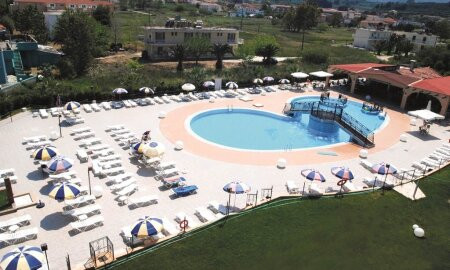 Alexander the Great Aparthotel