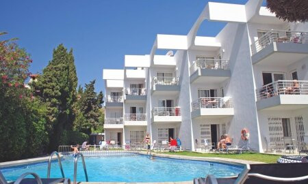 Bellamar Apartments
