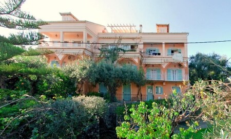 Villa Anna Castello Apartments