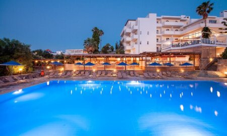 Elounda Breeze Resort Hotel