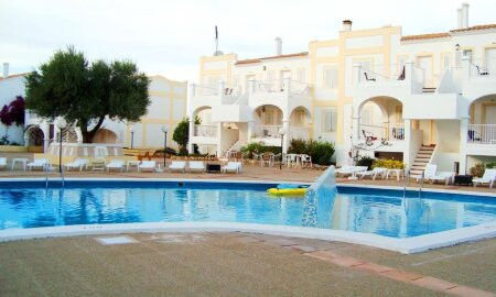 Castell Sol Apartments